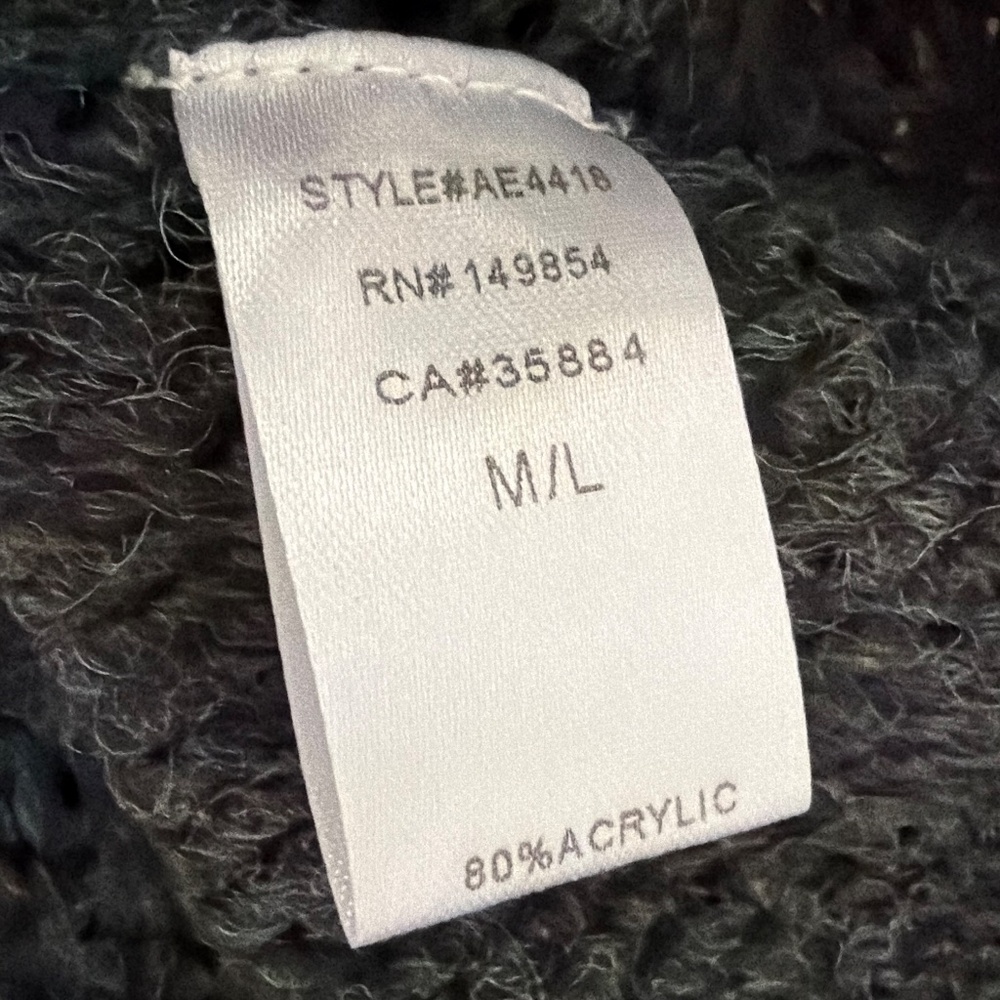Sadie & Sage Poncho, Grey, Fringe Size M/L - Picture 3 of 7